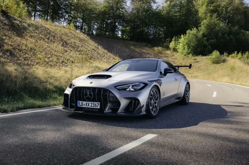 Mercedes-AMG CLE 646 Mythos unikol bez kamufláže, extrémne kupé má vzniknúť len v 30 kusoch