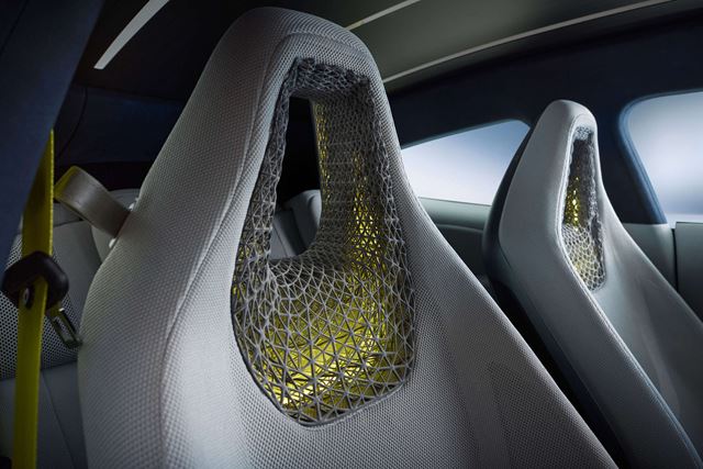 Volkswagen postavil extrémne úsporný elektromobil. Na jedno nabitie môže prejsť až 800 km 