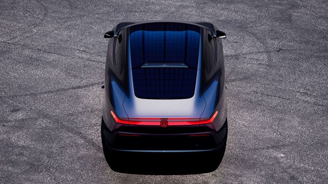Volkswagen postavil extrémne úsporný elektromobil. Na jedno nabitie môže prejsť až 800 km 