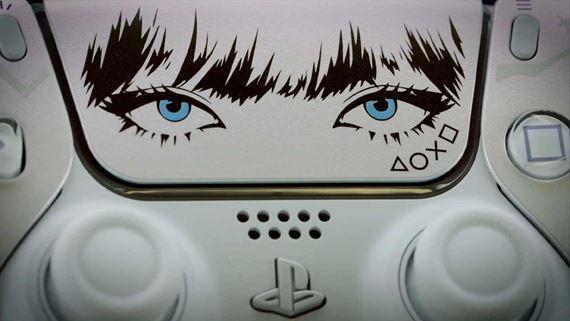 K-Pop hviezda Lisa dostane vlastný limitovaný DualSense, Sony ho začne predávať v októbri