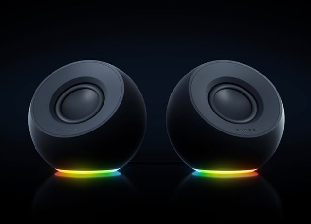 Razer predstavil reproduktory Mako v 2.1 verzii so subwooferom aj kompaktnej�ej konfigur�cii Mako X 2.0 