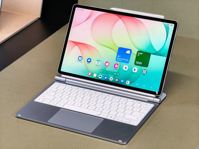 Samsung predstavil nov� Galaxy Tab S12 Ultra a S12+ 