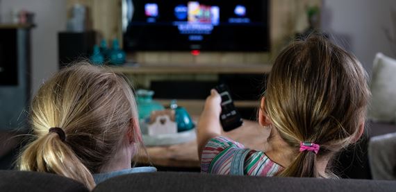 Deti na prvom mieste: súkromné televízie zabezpečujú ich ochranu aj pri streamovacích službách
