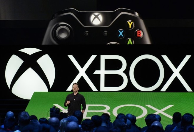 Phil Spencer: Prekona predaje PlayStation 4 nie je prioritou