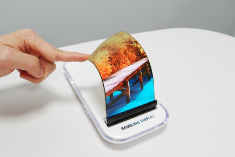 Samsung m nov plne ohbaten displej, ktor oznauje ako prielom v technolgii panelov