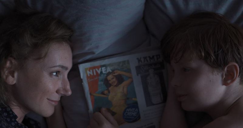 Ema a smrtihlav sa vracia do mútnych vôd domácich dejín