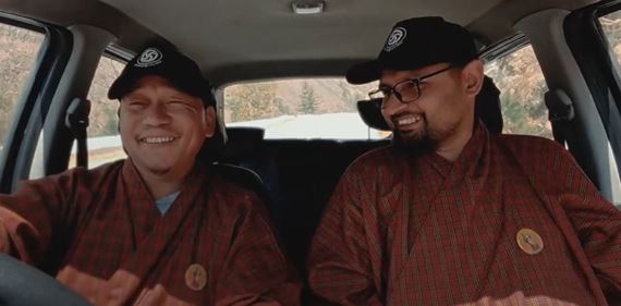 Agent šťastia - netradičný námet nešťastných ľudí v najšťastnejšej krajine sveta