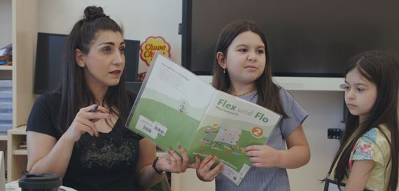 Dokument kola ponka prirodzen pohad na kadodenn ivot multikultrnej triedy bez dramatizcie