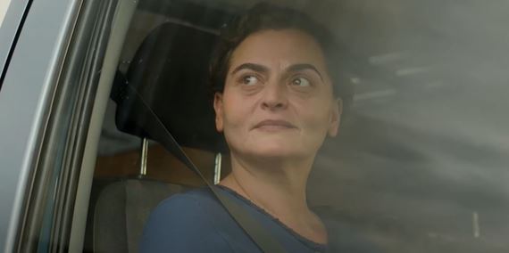 Nevšedná hlavná hrdinka, ktorú si pre jej nepoddajnosť aj citlivosť divák ľahko zamiluje - Drozd v černičí