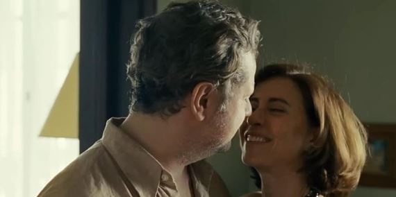 Stále som tu je výnimočná oscarová dráma o osude odvážnej matky a jej detí v Brazílii 70. rokov