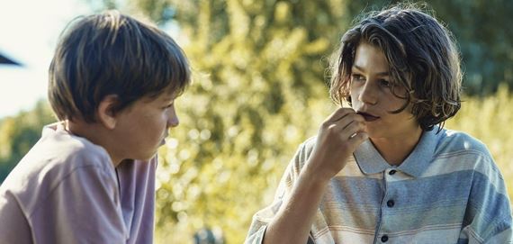 Mladé srdcia - miešanie coming out-u so žánrom coming-of-age