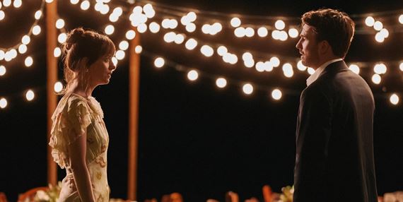 Dokonalá zhoda je väčšinu minutáže inteligentnou, dobre vyzerajúcou a civilnou vzťahovkou