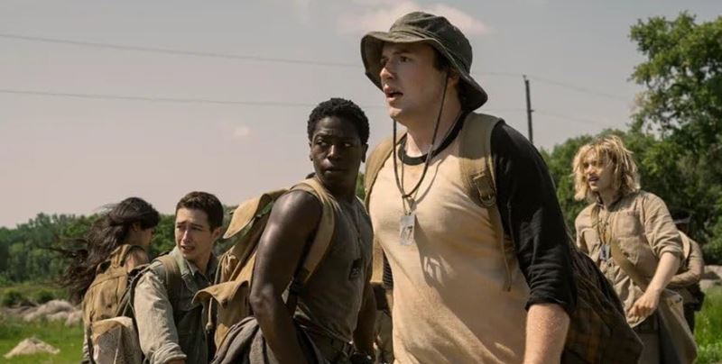 Dlh pochod sce psob jemne vyprchanm dojmom, no neuraz fanikov rafinovanho trileru