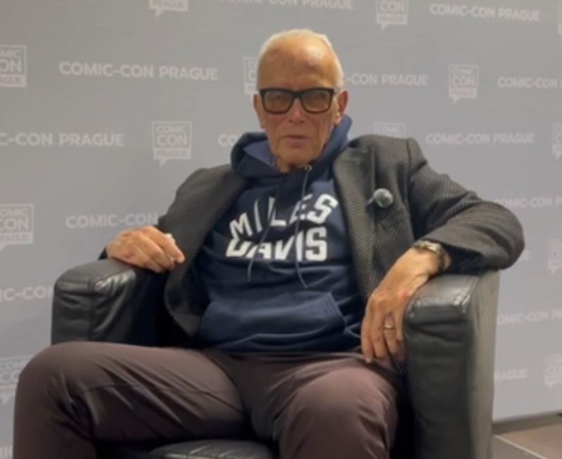 Peter Weller / Robocop pozdravuje Sector.sk