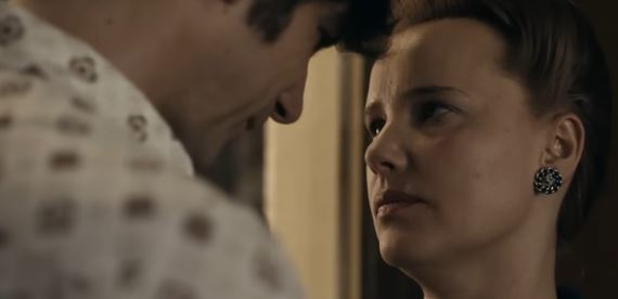 Siln� spolo�ensk� v�pove�, politick� kontext a historick� autenticita - d�le�it� po�sk� seri�l Oloven� deti
