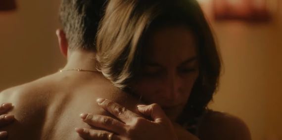 N�rska dr�ma o zak�zanej l�ske medzi u�ite�kou a mlad�m ute�encom prin�a v�born� v�kon hlavnej predstavite�ky