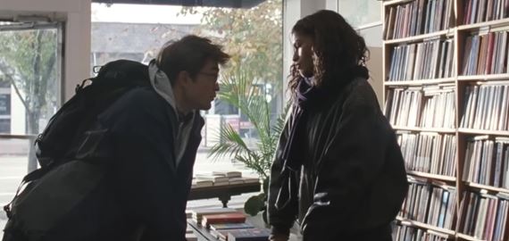 Dr�ma: Svadobn� apokalypsa s temn�m humorom a inteligentnou film�r�inou, ktor� sa oplat� vidie�