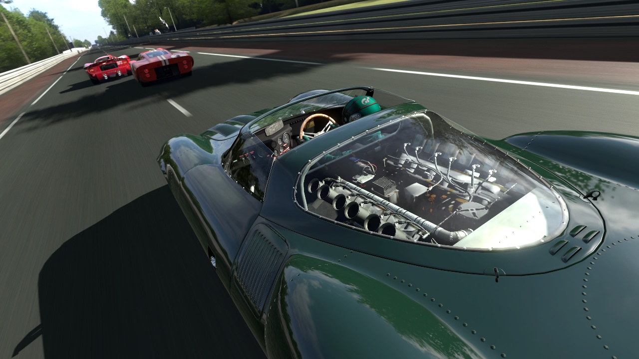 Gran Turismo 5 Exotické a super luxusné značky sú zo začiatku nedosažiteľné vďaka cene.