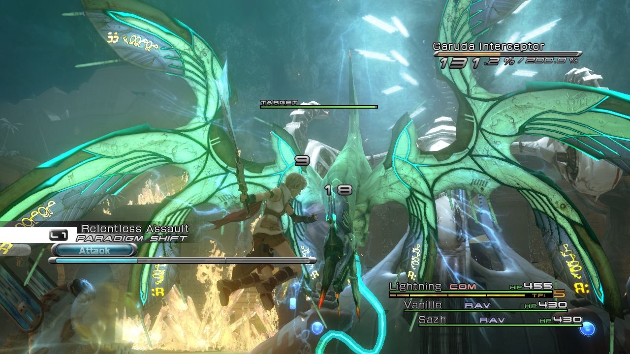 Final Fantasy XIII Lightning sa rada vrh do zdanlivo nezvldnutench sbojov, no vinou uspeje.