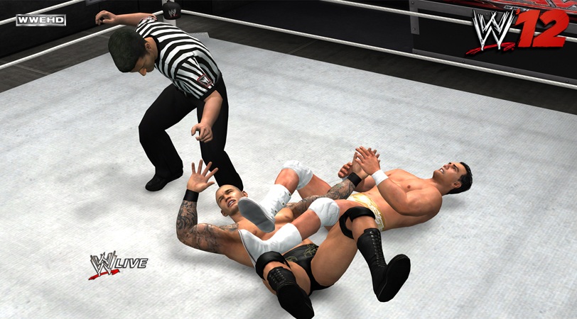 WWE '12 Muste spera zlomi!