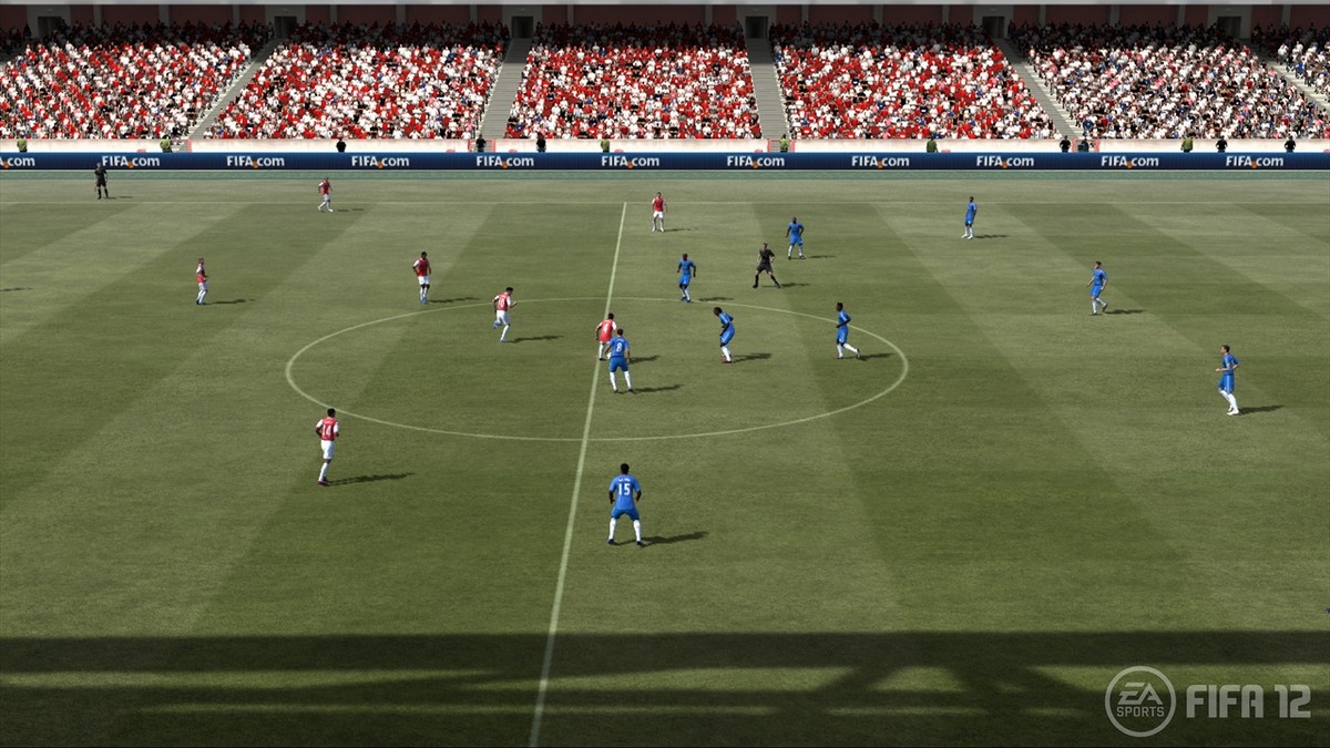 FIFA 12 U sa hr, hoci loptu zatia nevidno.