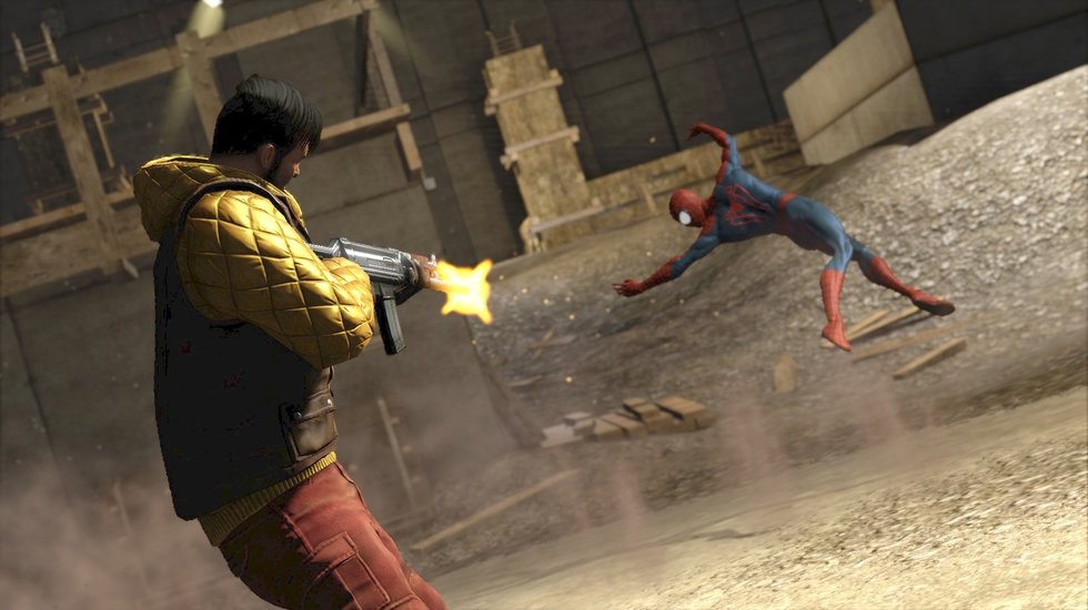 The Amazing Spider-Man 2 Spo zbrane nepouva, ale soke sa proti nim efektvne brni.