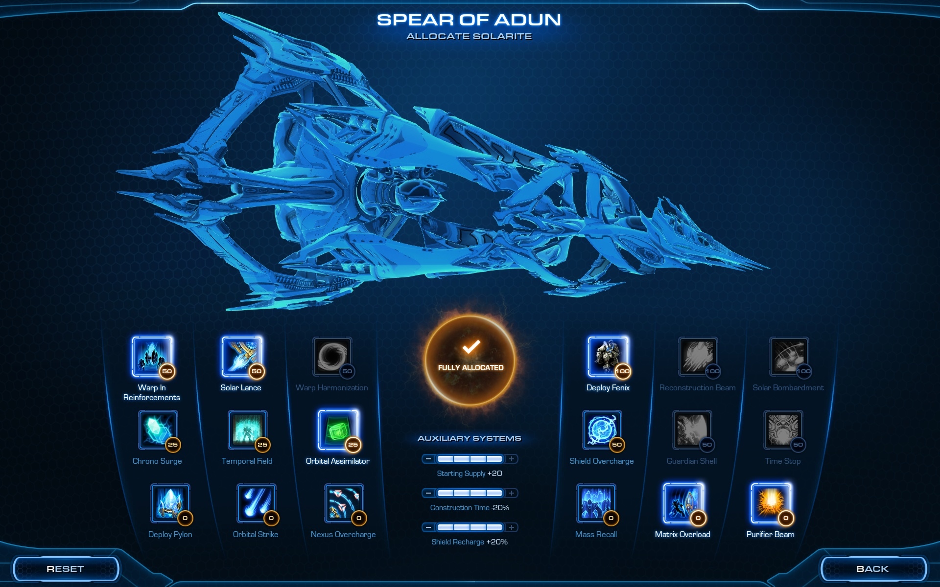 Starcraft II: Legacy of The Void Na lodi Spear of Adun aj rozdeľujete solarit, a tak si odomykáte podporné schopnosti z orbitu.