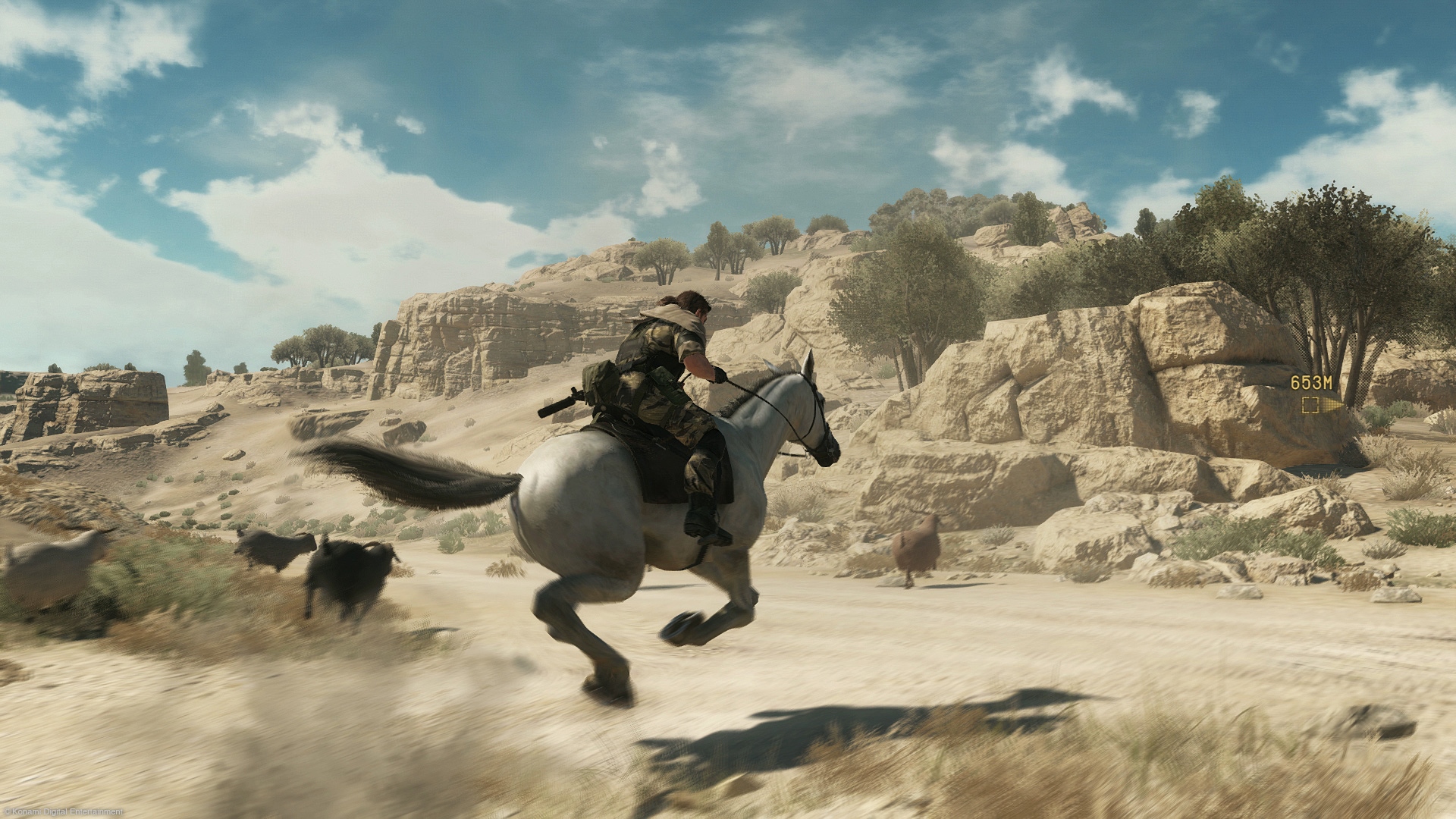 Metal Gear Solid V: The Phantom Pain Ke do Afganistanu, tak jedine na koni, akurt tu troka vyzer tak, akoby ho animovali poda klokana.