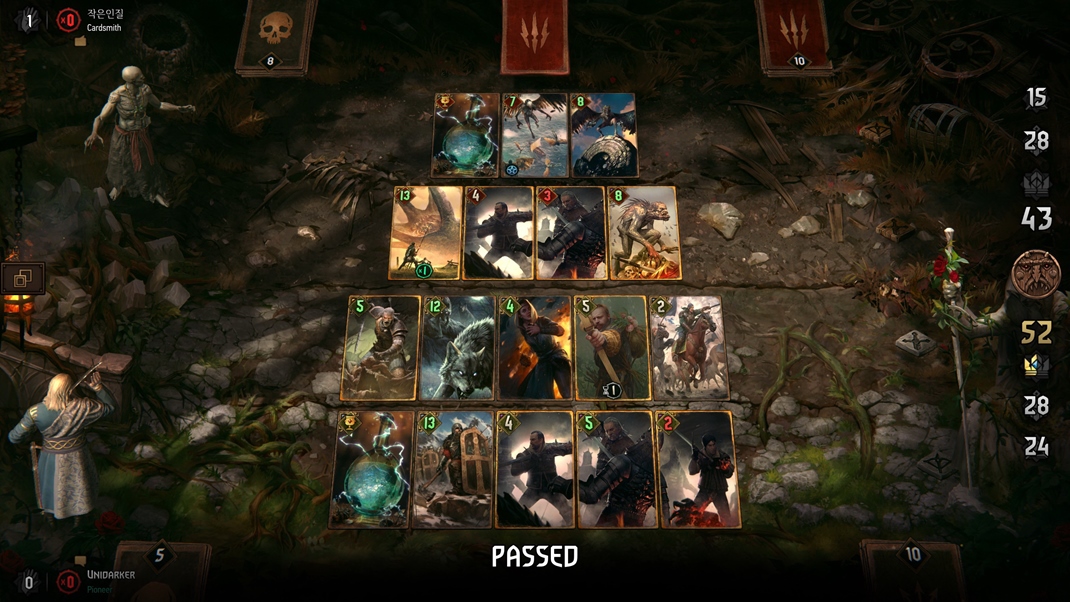 GWENT: The Witcher Card Game Vyložil som všetko, ale posledná súperova karta ešte môže rozhodnúť o víťazovi kola.