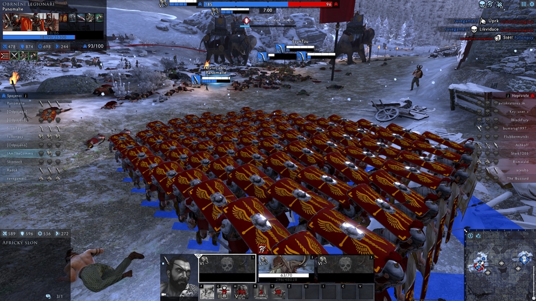 Total War: Arena Rímska korytnačka je účinná ochrana proti bežným strelám.