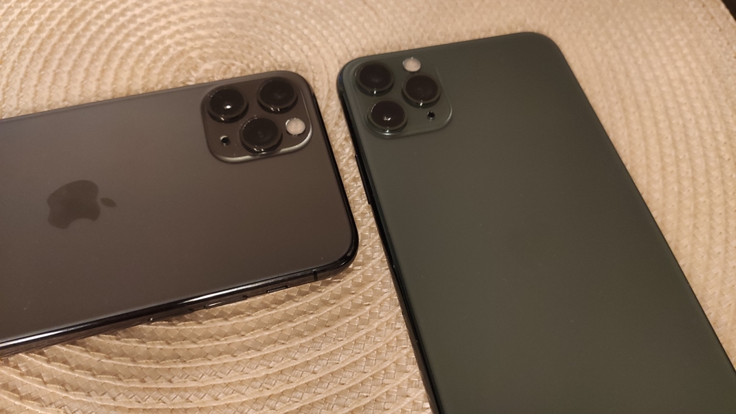 iPhone 11 Pro a Pro Max Kamery maj oba mobily rovnak.