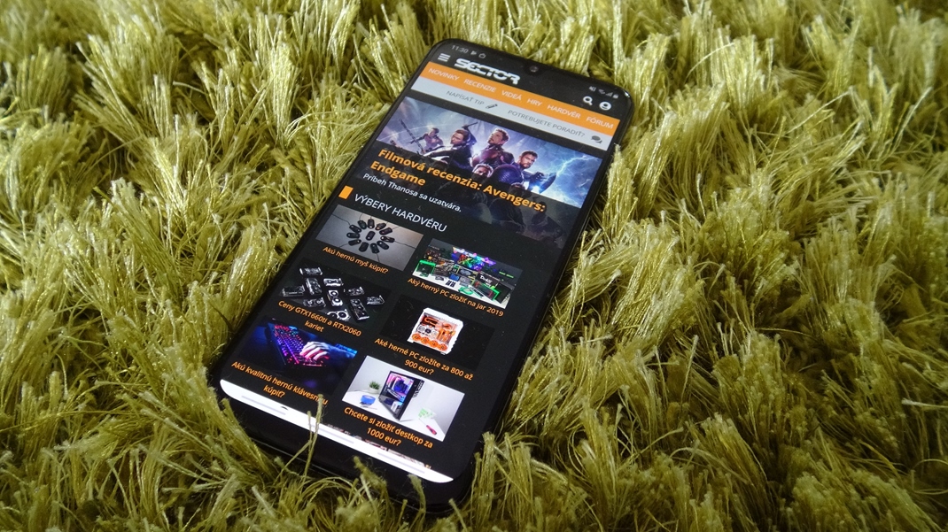 Samsung Galaxy A50 - zaujmav ponuka v strednej triede