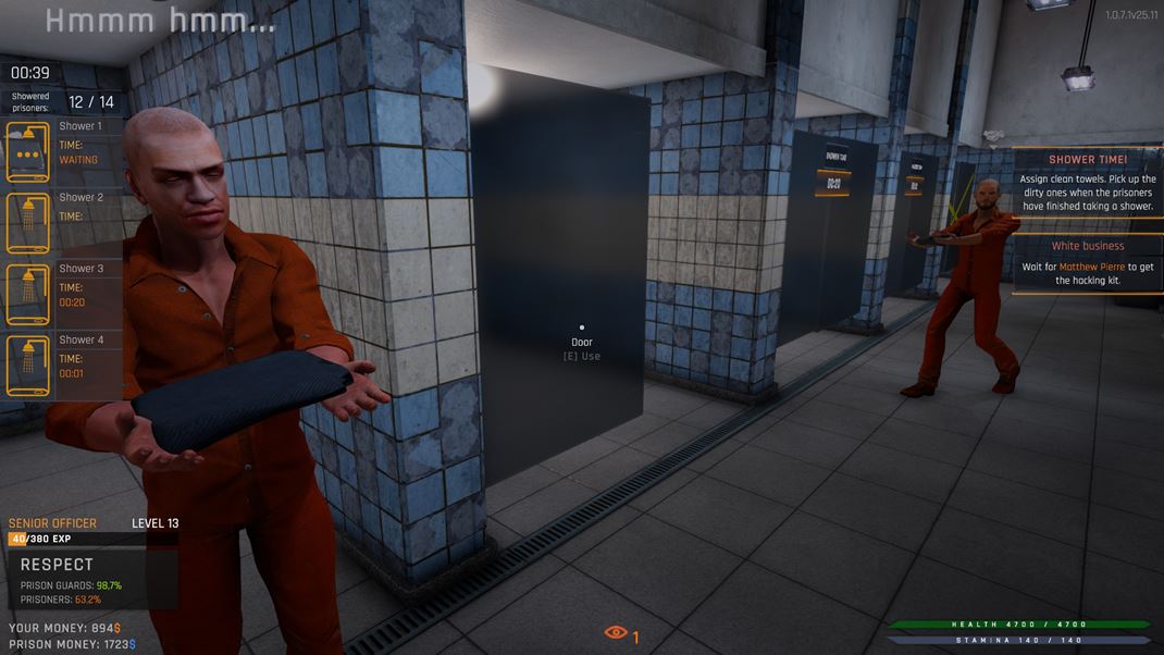 Prison Simulator Odsúdených koordinujete aj v sprchách. Incident so spadnutým mydlom nehrozí.