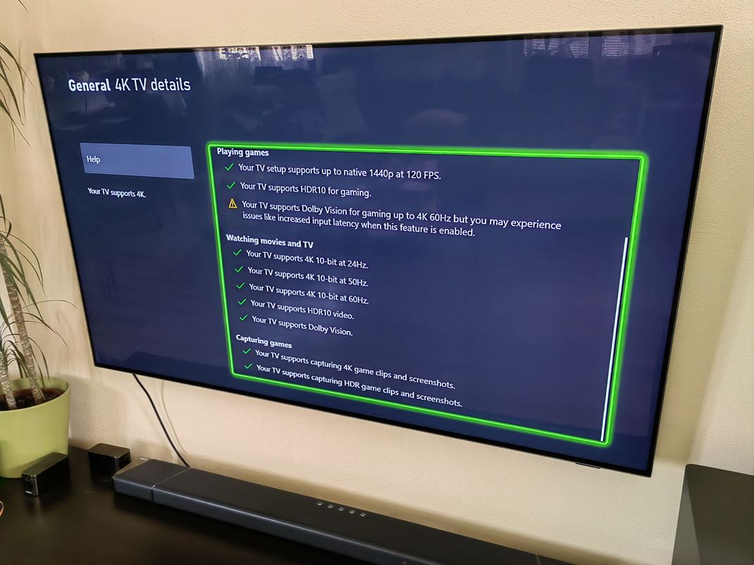 Philips 65'' OLED 806 - plnohodnotný herný OLED TV podporuje všetky základné funkcie Xbox Series XS, vrátane Dolby Vision HDR pre hry.
