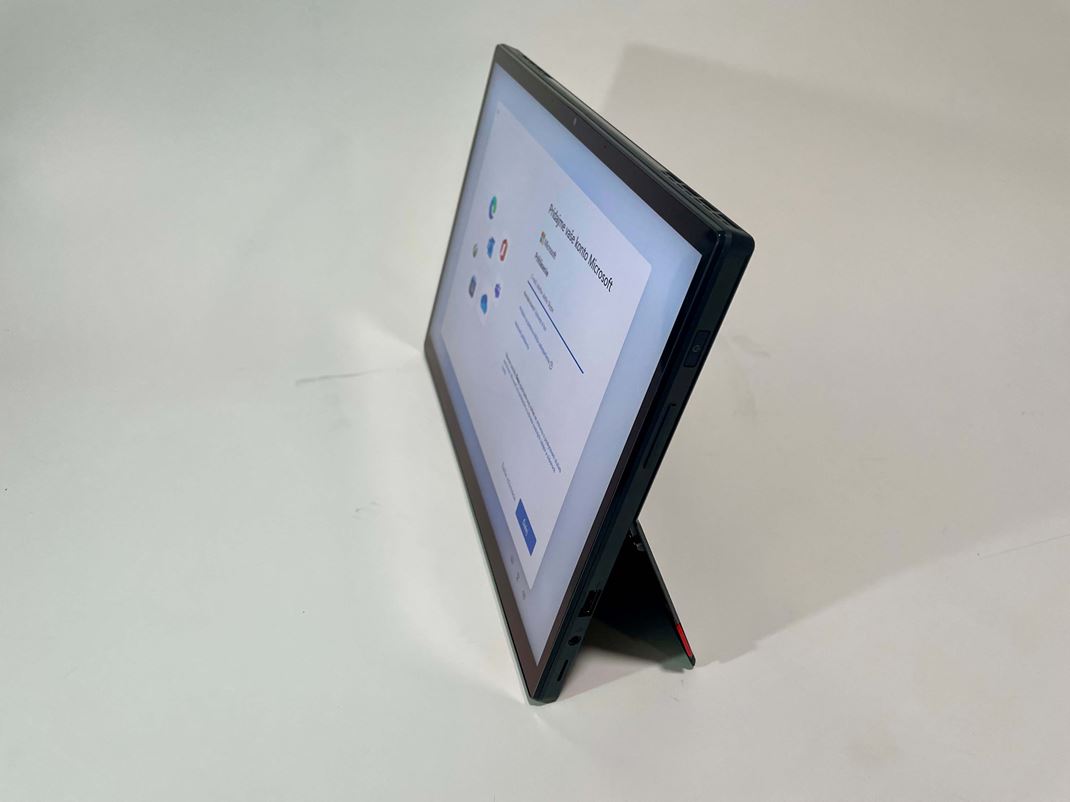 Asus Flow Z13 - herný tablet 