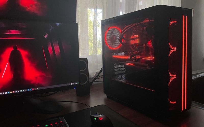 Be quiet! Pure Base 500 FX s vodným a vzdušným chladením