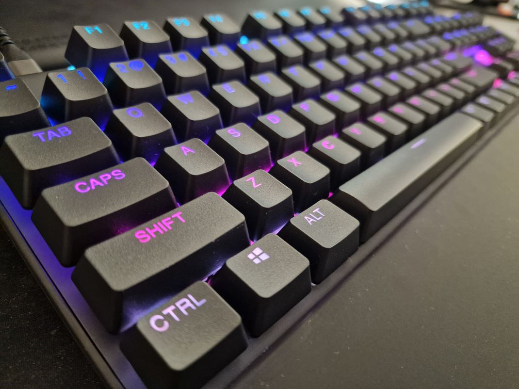 Steelseries Apex Pro Gen 3  Klvesy maj nov tich omnipoint 3.0 switche
