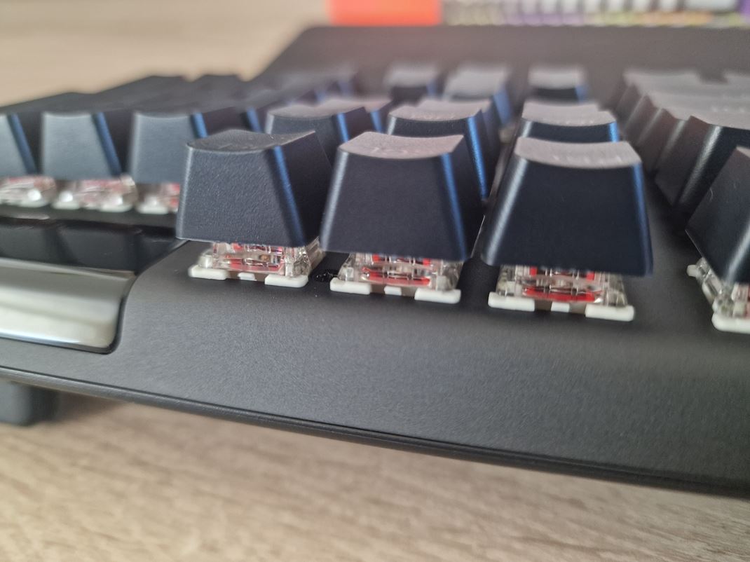 Steelseries Apex Pro Gen 3  Switche maj hotswap funkciu, ak by sa vm pokazili