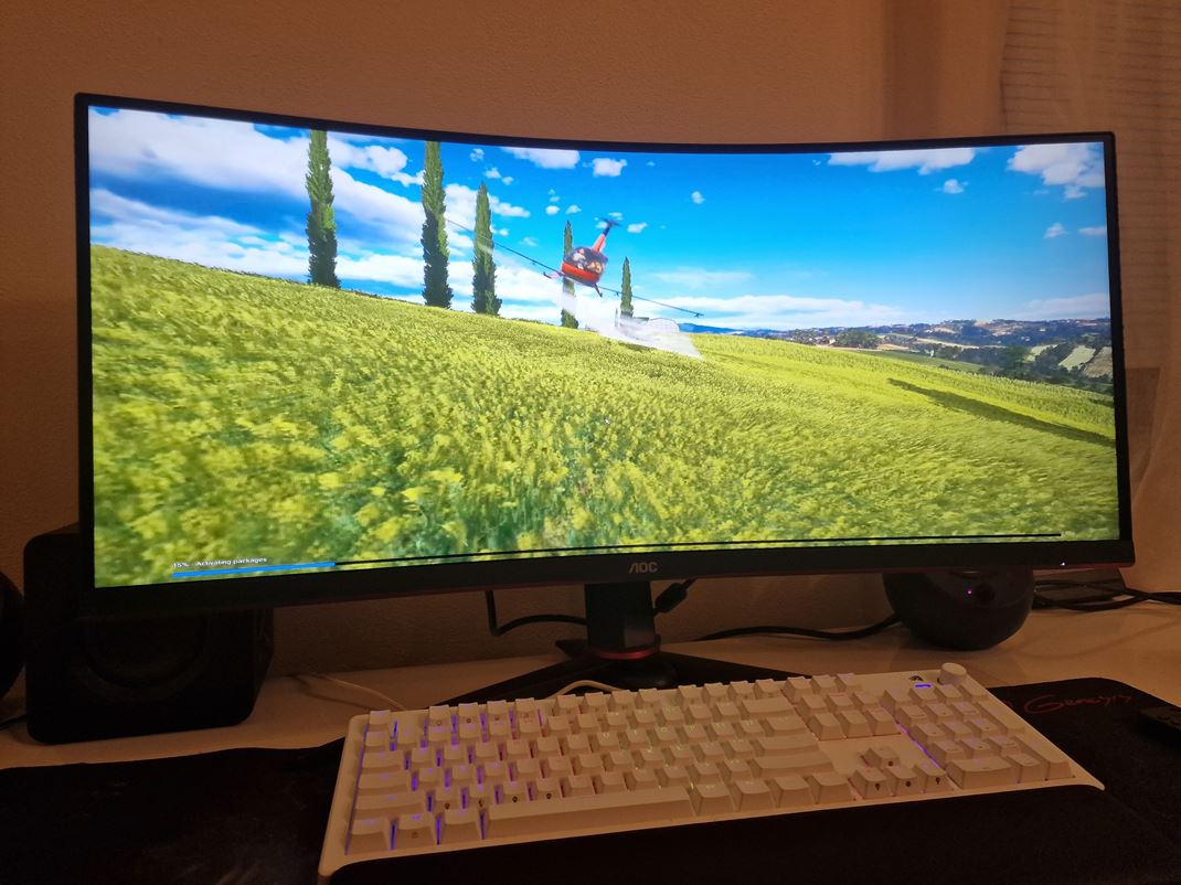 AOC CU34G2XP - hern ultrawide monitor Farebnosou nezahanb.