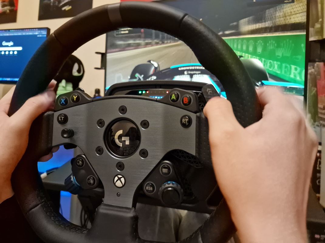 Logitech PRO Racing Wheel + RS Wheel Hub