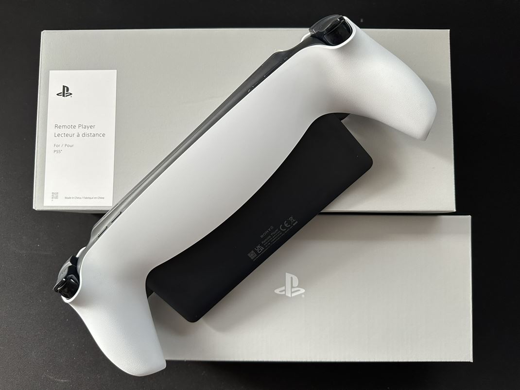 PlayStation Portal Dizajn samotnho zariadenia je tie elegantn a predsa vemi soldny v rukch