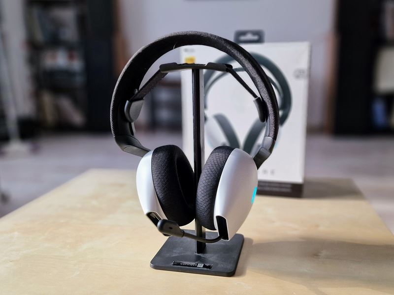 Alienware 720H - wireless herný headset