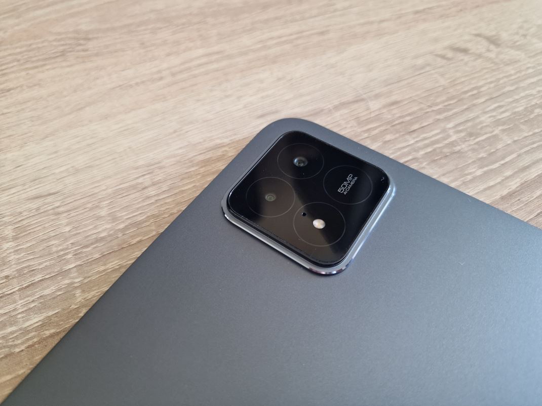 Xiaomi Mi Pad 6S Pro 12.4 Xiaomi dalo do tabletu prekvapivo vek 50MP senzor.