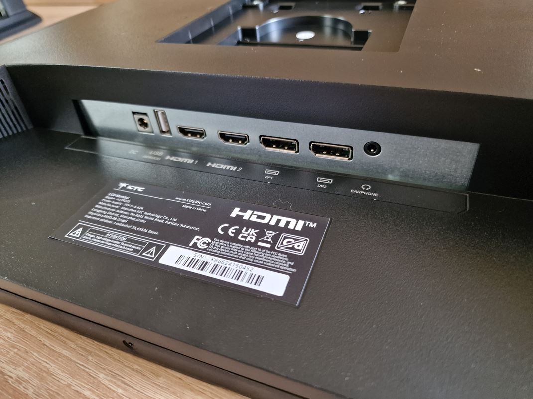 KTC H27P22S - lacný herný 4K/160Hz monitor Monitor ponúkne dva HDMI porty a dva Display porty, pridaný je aj 3.5mm jack