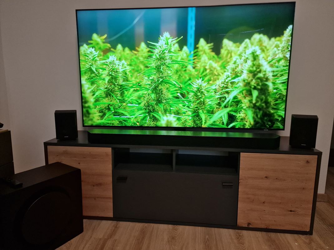 Samsung HW-Q990D - soundbar so zvukom kina K pardnemu obrazu, potrebujete pardny zvuk.