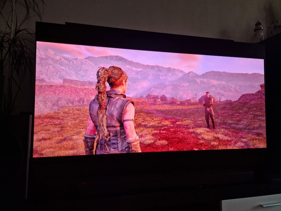 Samsung QD-OLED TV 65'' S95D Hern monosti s znovu hlbok.