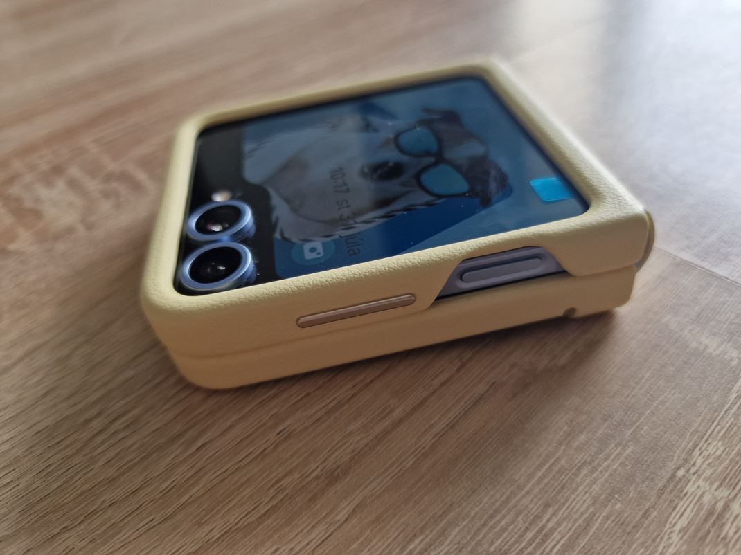 Samsung Galaxy Z Flip6