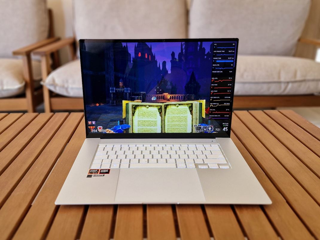 ASUS Zenbook S 16 Na displeji si uijete artov hry aj multimedilny obsah