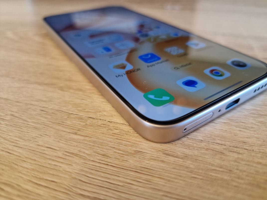 Honor 400 Rohy a aj hrany s prjemne zaoblen.