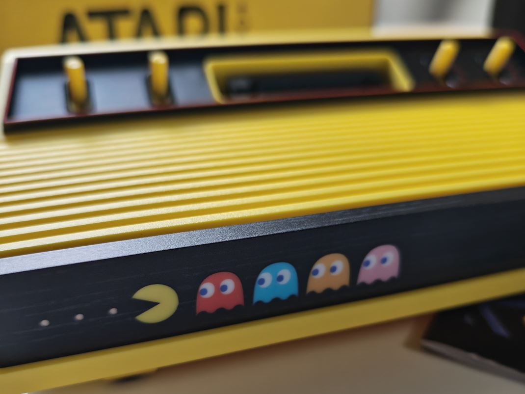 Atari 2600+ Pac-Man Edition 